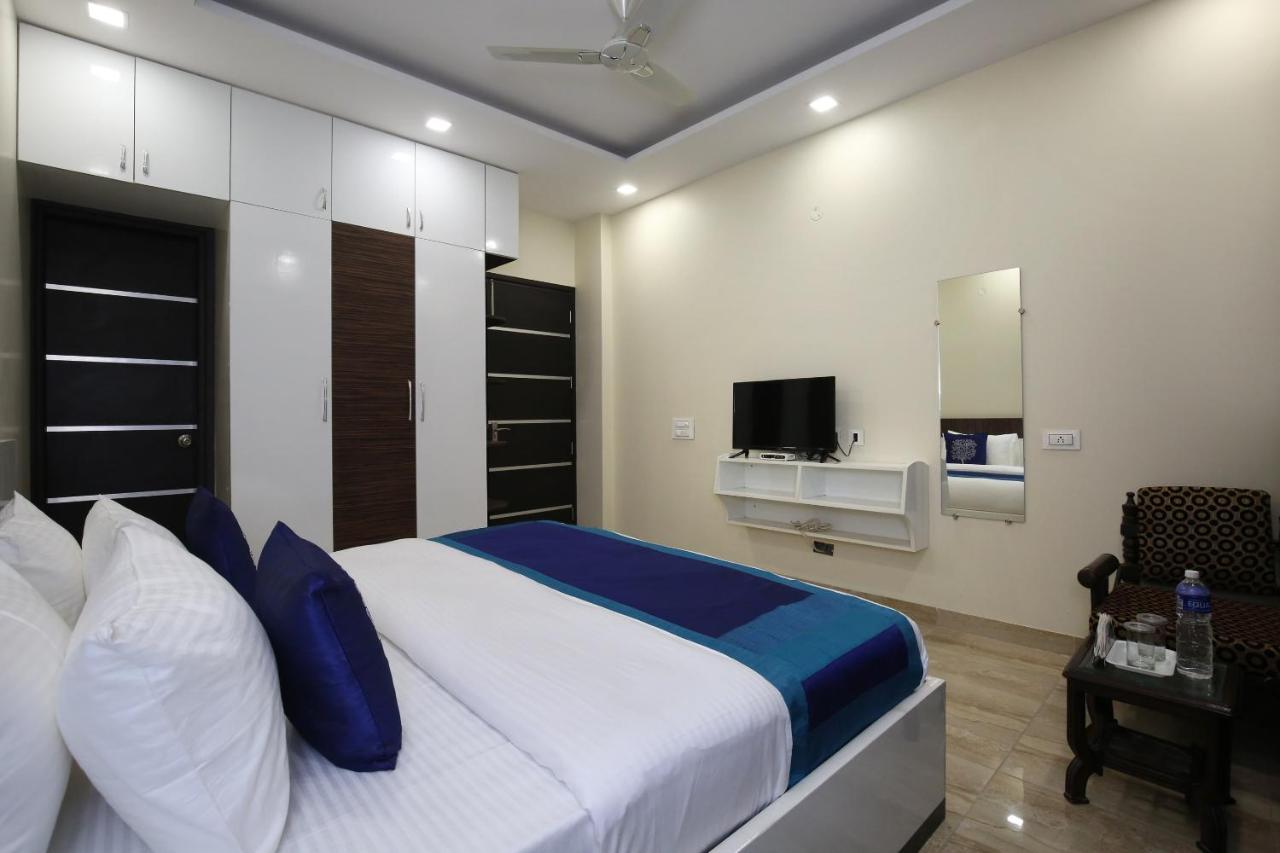Fabhotel Shashank Hotel